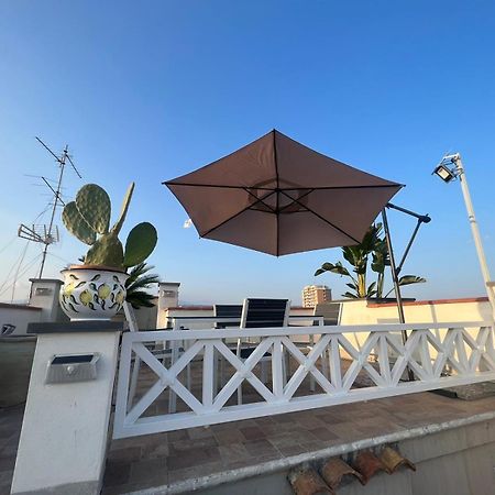 Appartement La Terrazza Sul Cielo à Catane Extérieur photo