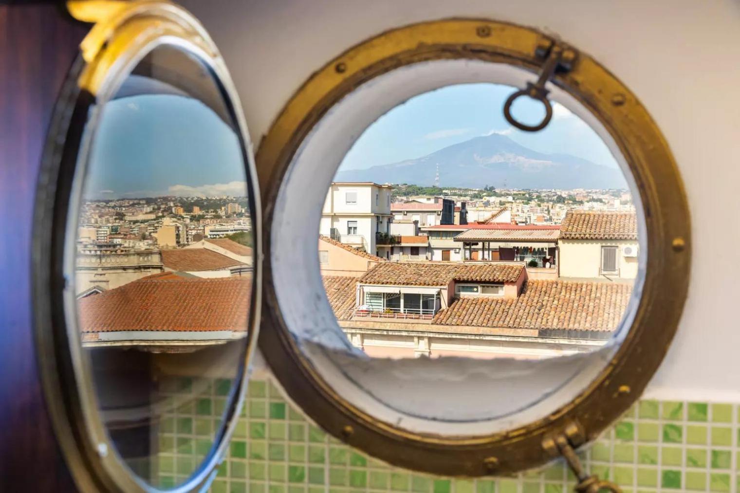 Appartement La Terrazza Sul Cielo à Catane Extérieur photo