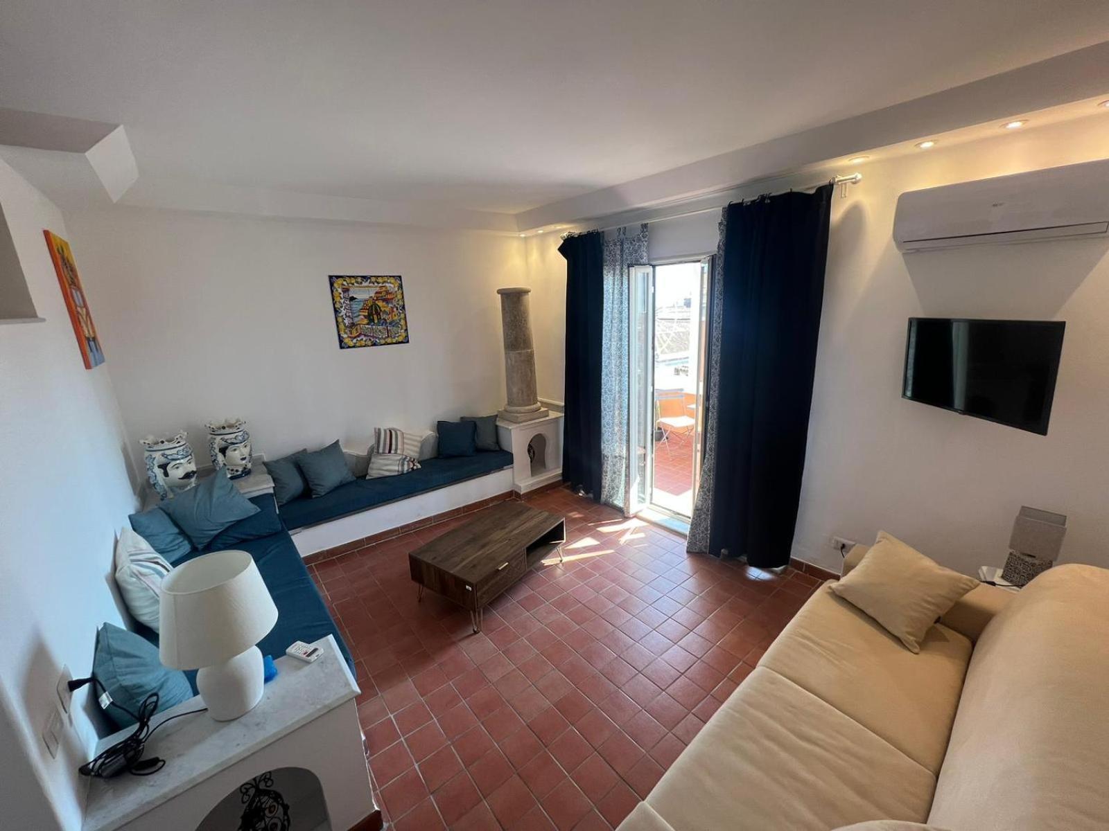 Appartement La Terrazza Sul Cielo à Catane Extérieur photo